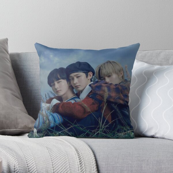 ENHYPEN Group Aesthetic Throw Pillow RB3107 product Offical Enhypen Merch